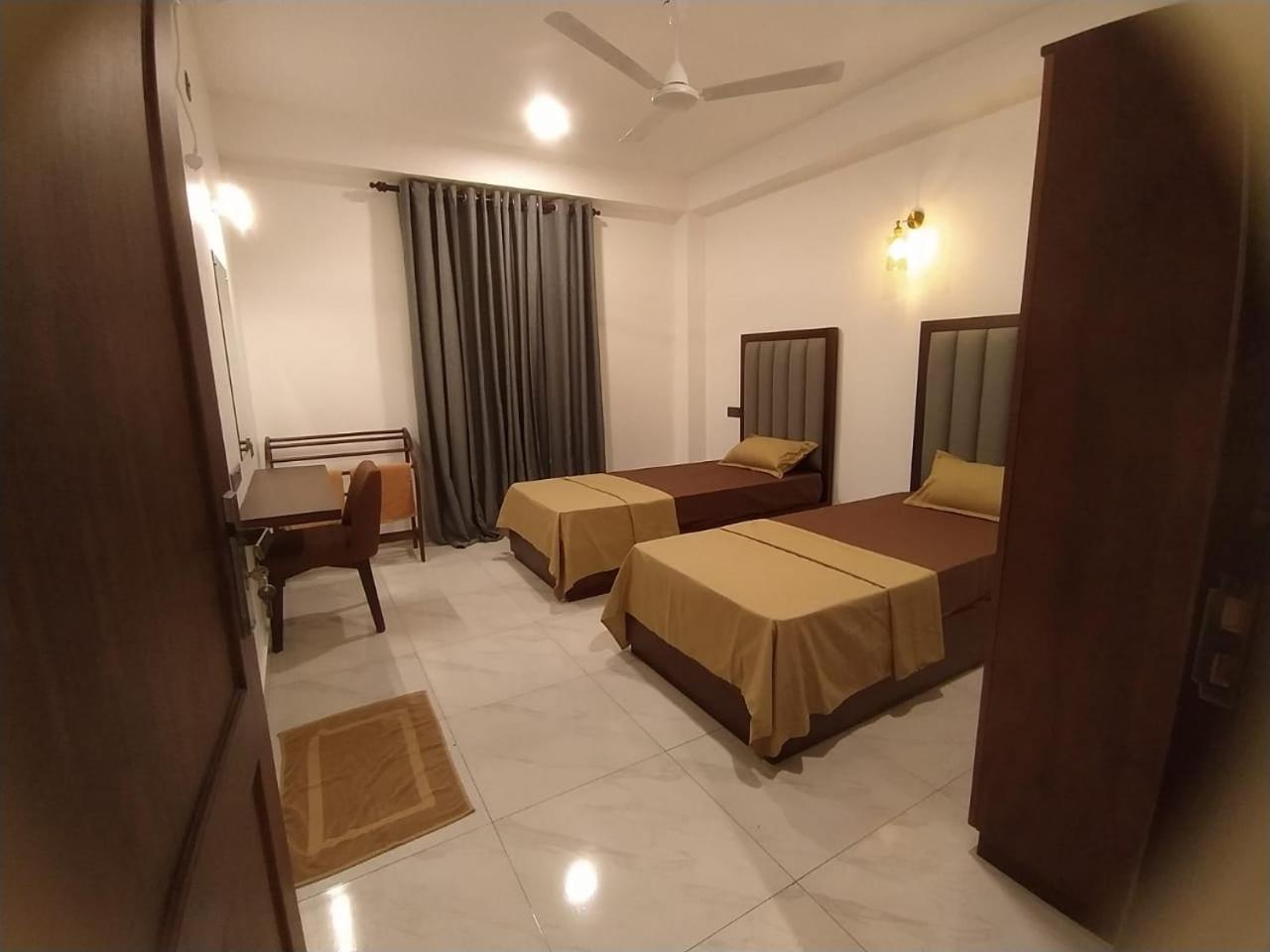 Hansa Surf Hotel Hikkaduwa Exterior foto