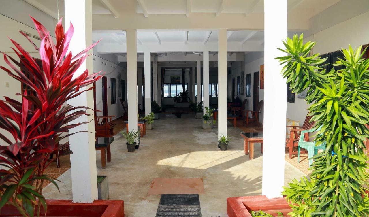 Hansa Surf Hotel Hikkaduwa Exterior foto